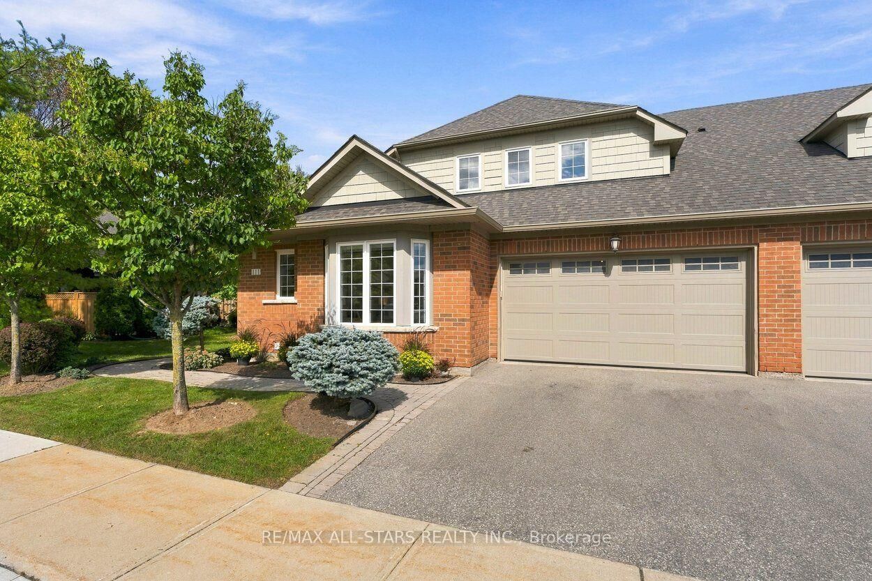 Property Photo:  111 Lakeside Vista Way  ON L6E 0B6 