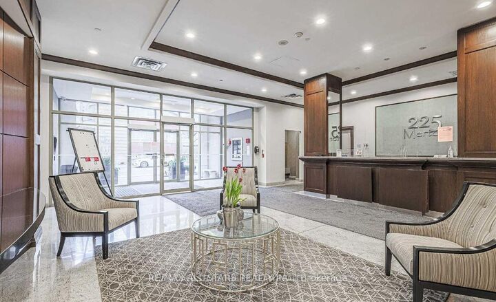 Property Photo:  225 Merton Street 1501  ON M4S 3H1 