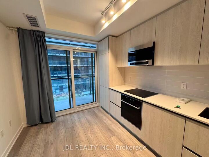 Property Photo:  110 Broadway Avenue 1107  ON M4P 1V7 