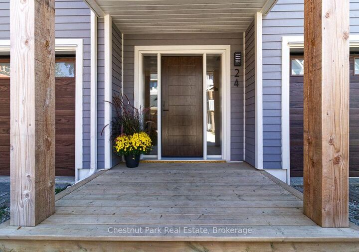 Property Photo:  24 Starboard Road  ON L9Y 5C8 