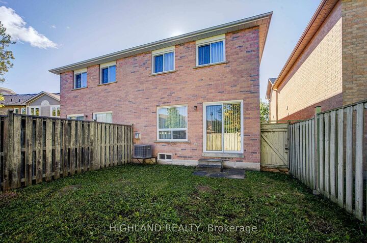Property Photo:  849 Scollard Court  ON L5V 1N1 
