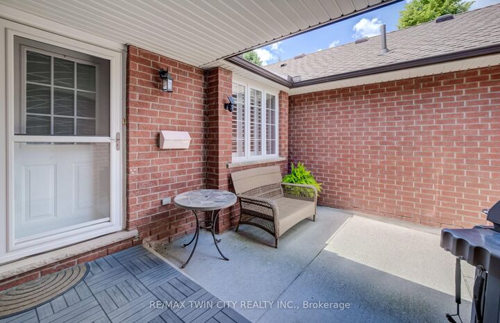 Property Photo: 10 Isherwood Avenue 18 ON N1R 8L5