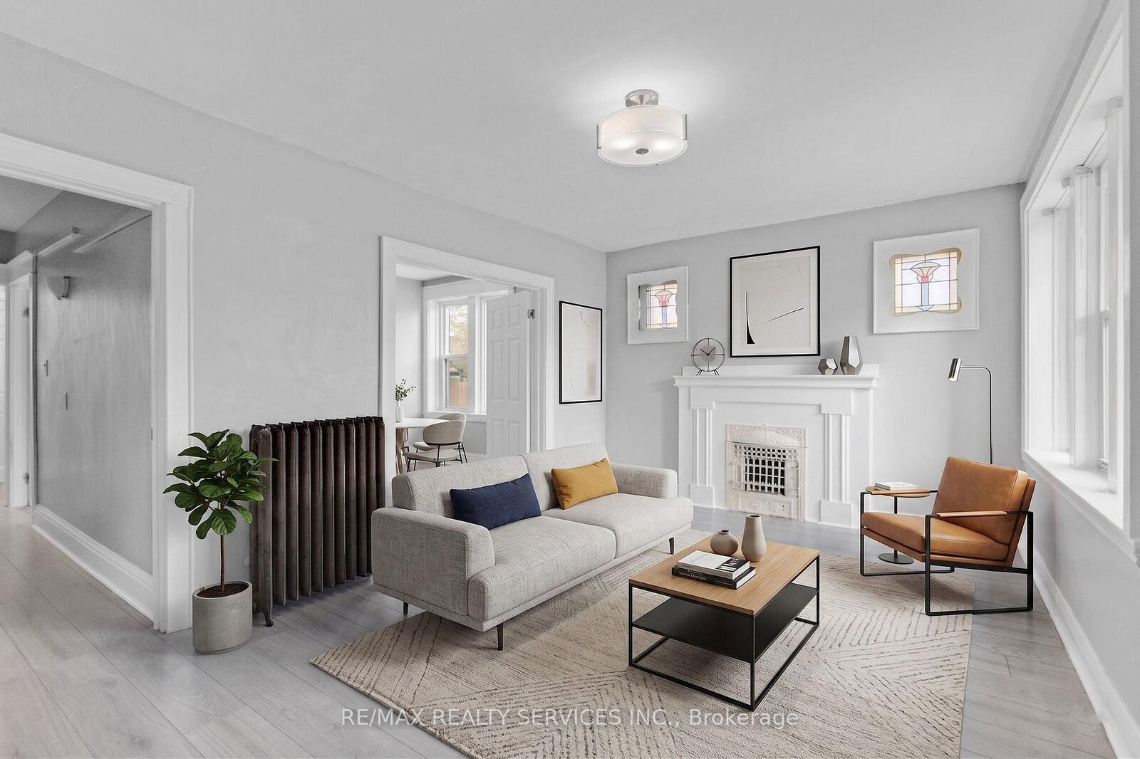 Property Photo:  5 Fairholt Road N 8  ON L8M 2S9 