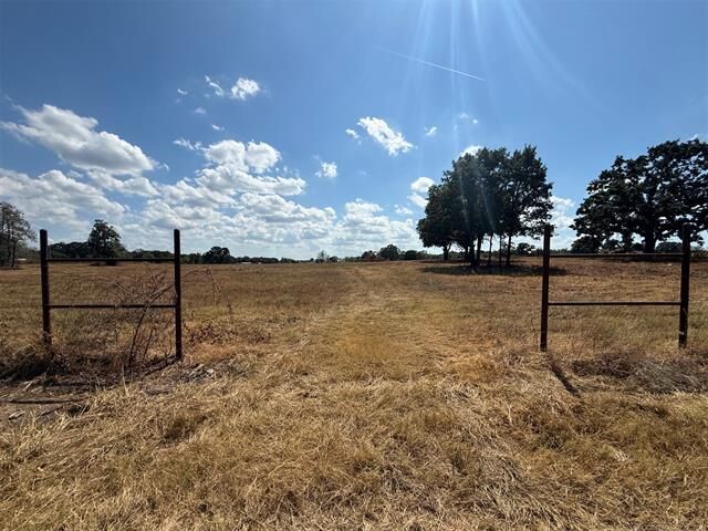 Property Photo:  30 E 417 Lane  OK 74365 