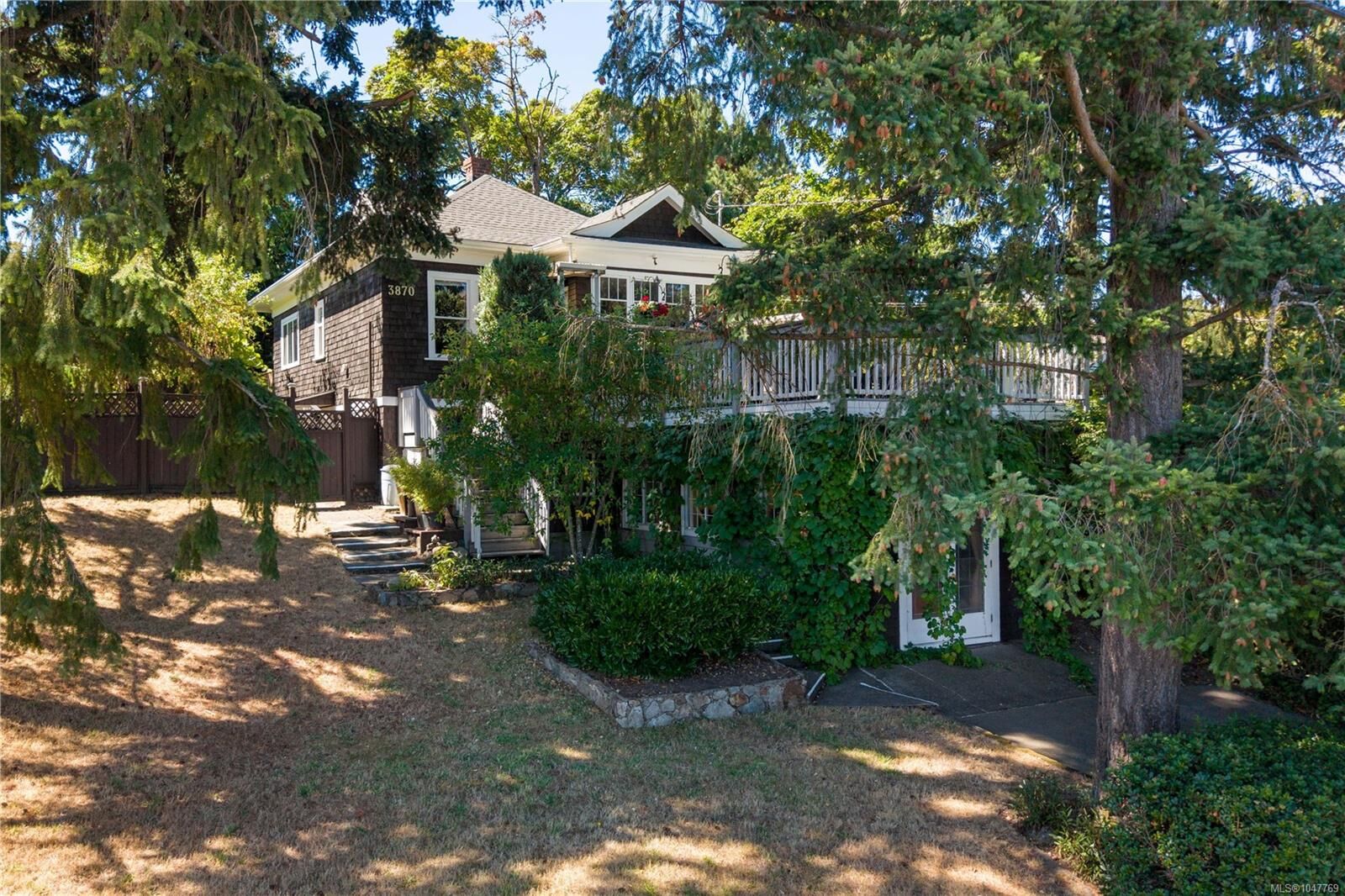 Property Photo:  3870 Rowland Ave  BC V8Z 1Y1 