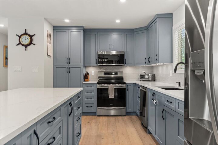 Property Photo:  45188 Redwood Avenue  BC V2R 1W2 