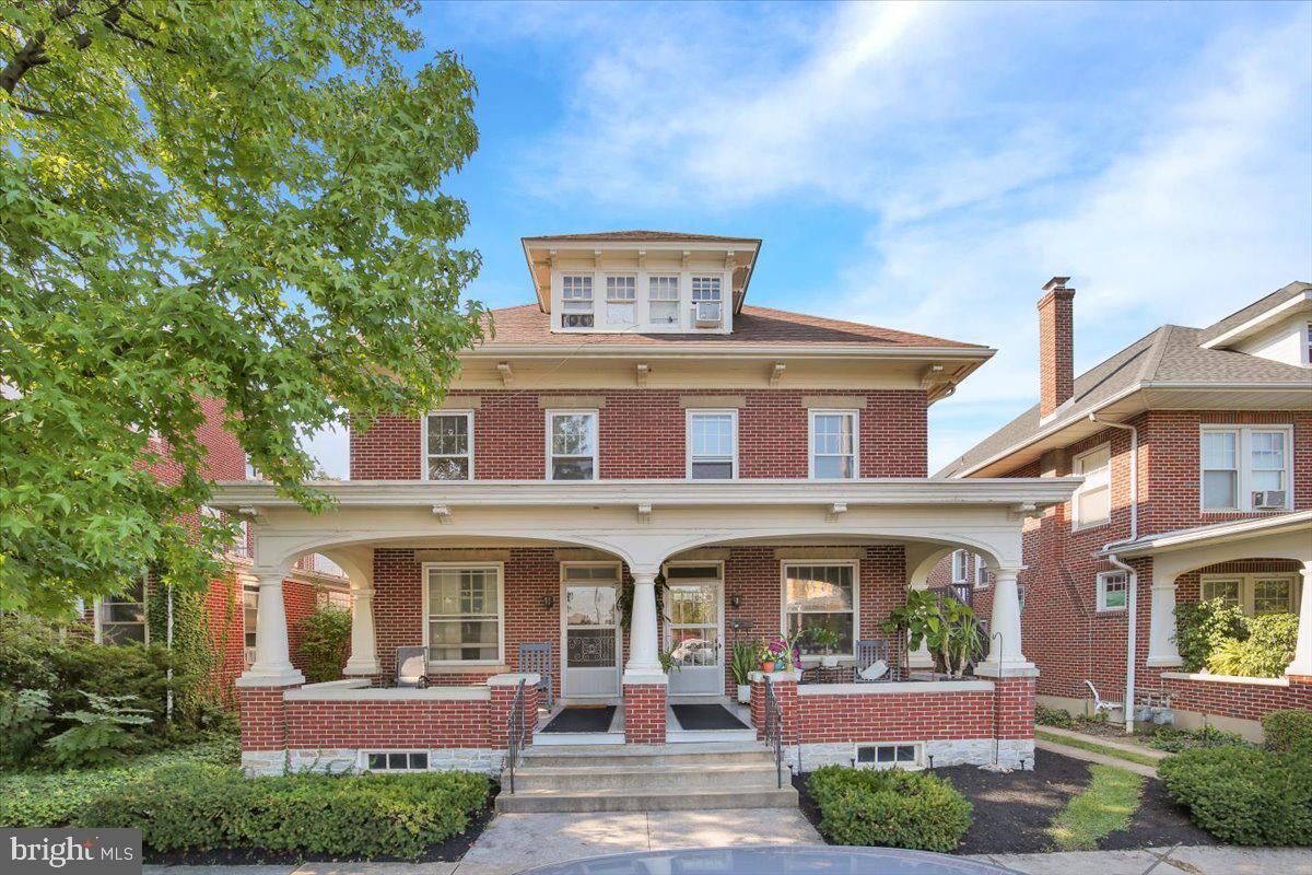 Property Photo: 43 E Maple Street PA 17078