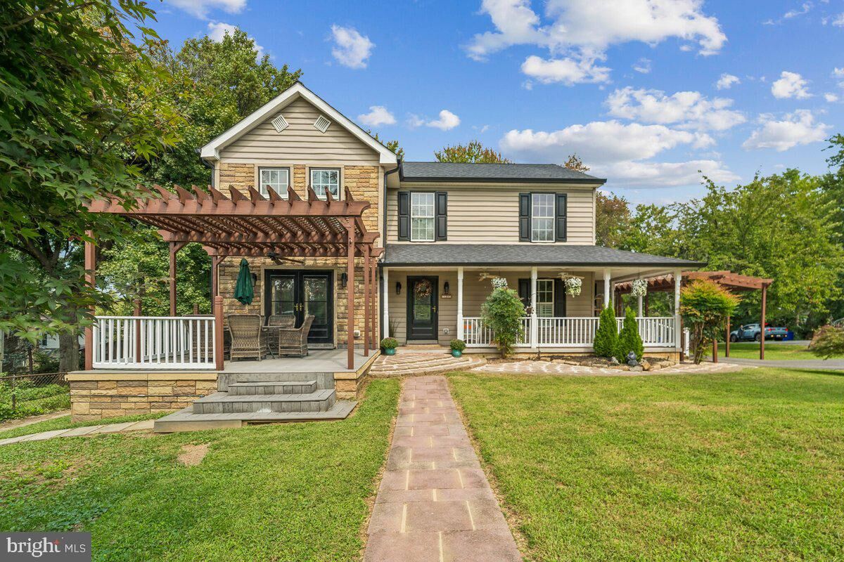 Property Photo: 11201 Midvale Road MD 20895