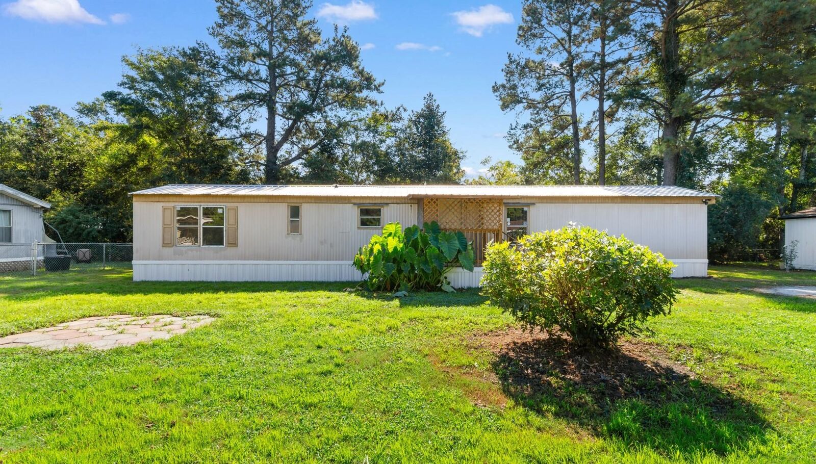 Property Photo: 5502 Old Woods Rd. SC 29588