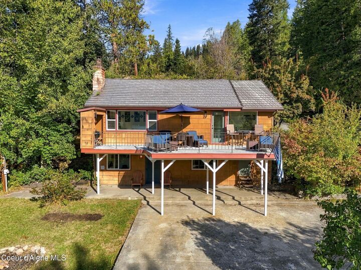 Property Photo: 17454 E North Shore Ln ID 83803