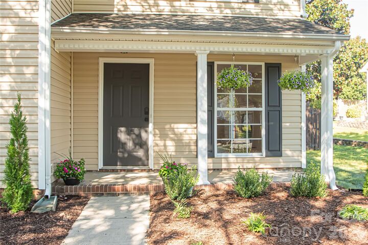 Property Photo:  5101 Ashie Avenue  NC 28104 