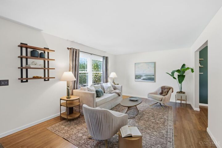 Property Photo: 979 Hilliard Drive OH 45238