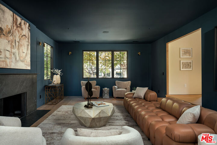 Property Photo:  15430 Valley Vista Blvd  CA 91403 
