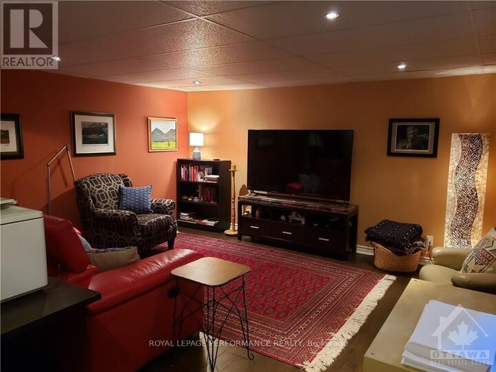 Property Photo:  3376 Chilliwack Way  ON K1T 1P7 