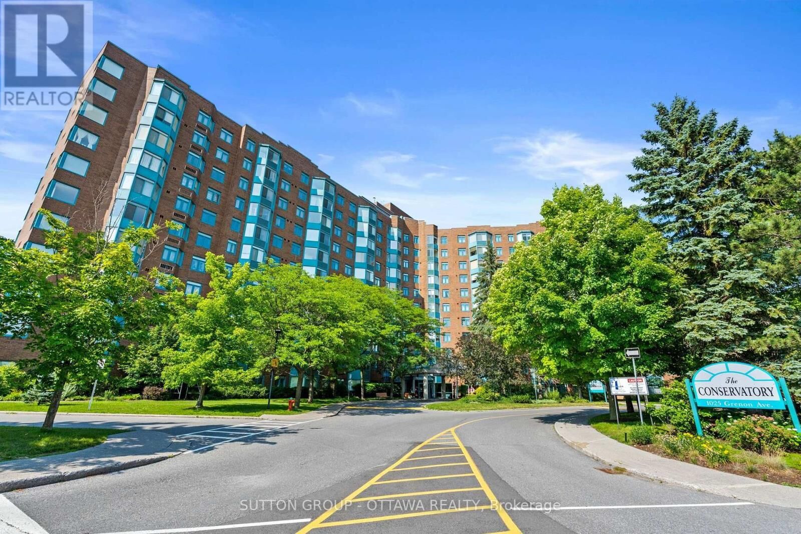 Property Photo:  1025 Grenon Avenue North 605  ON K2B 8S5 
