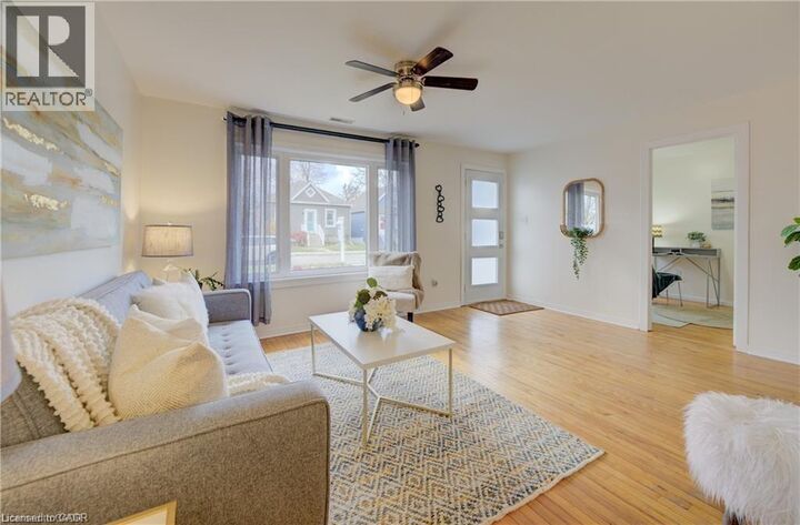 Property Photo:  73 East 33rd Street  ON L8V 3T3 
