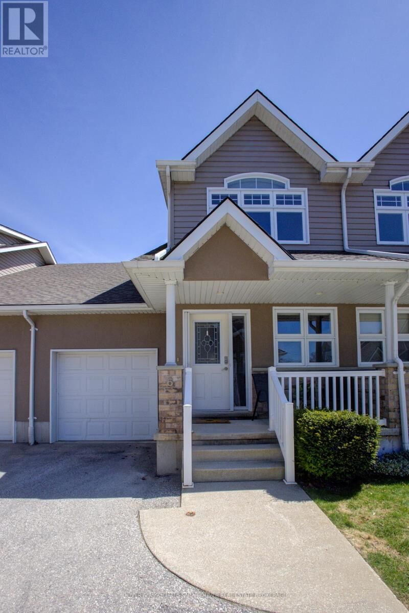 Property Photo:  433 Queen Street 6  ON N2Z 0A2 