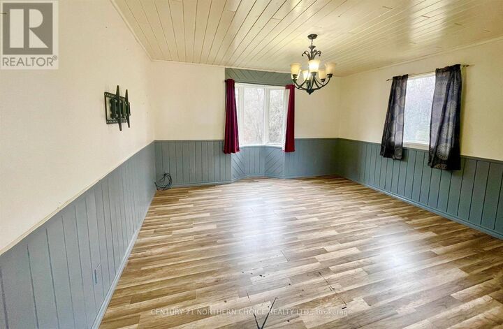 Property Photo:  70 Armstrong Street  ON P0V 2V0 