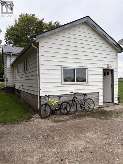 Property Photo:  163406 Brownsville Road  ON N0L 1C0 