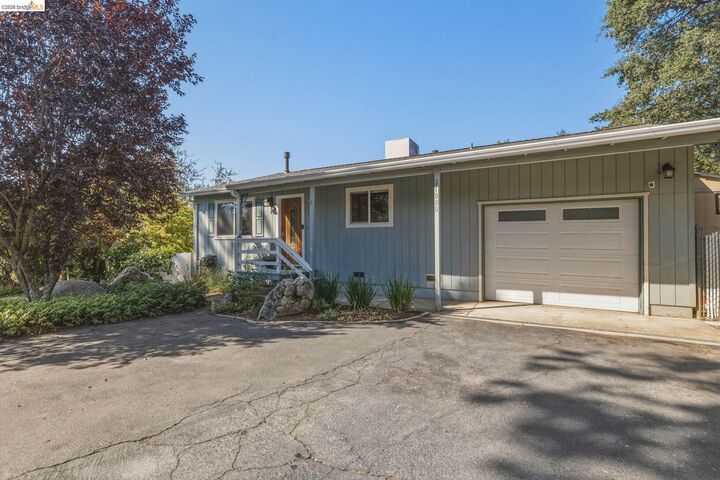 Property Photo:  21000 Niagara  CA 95370 
