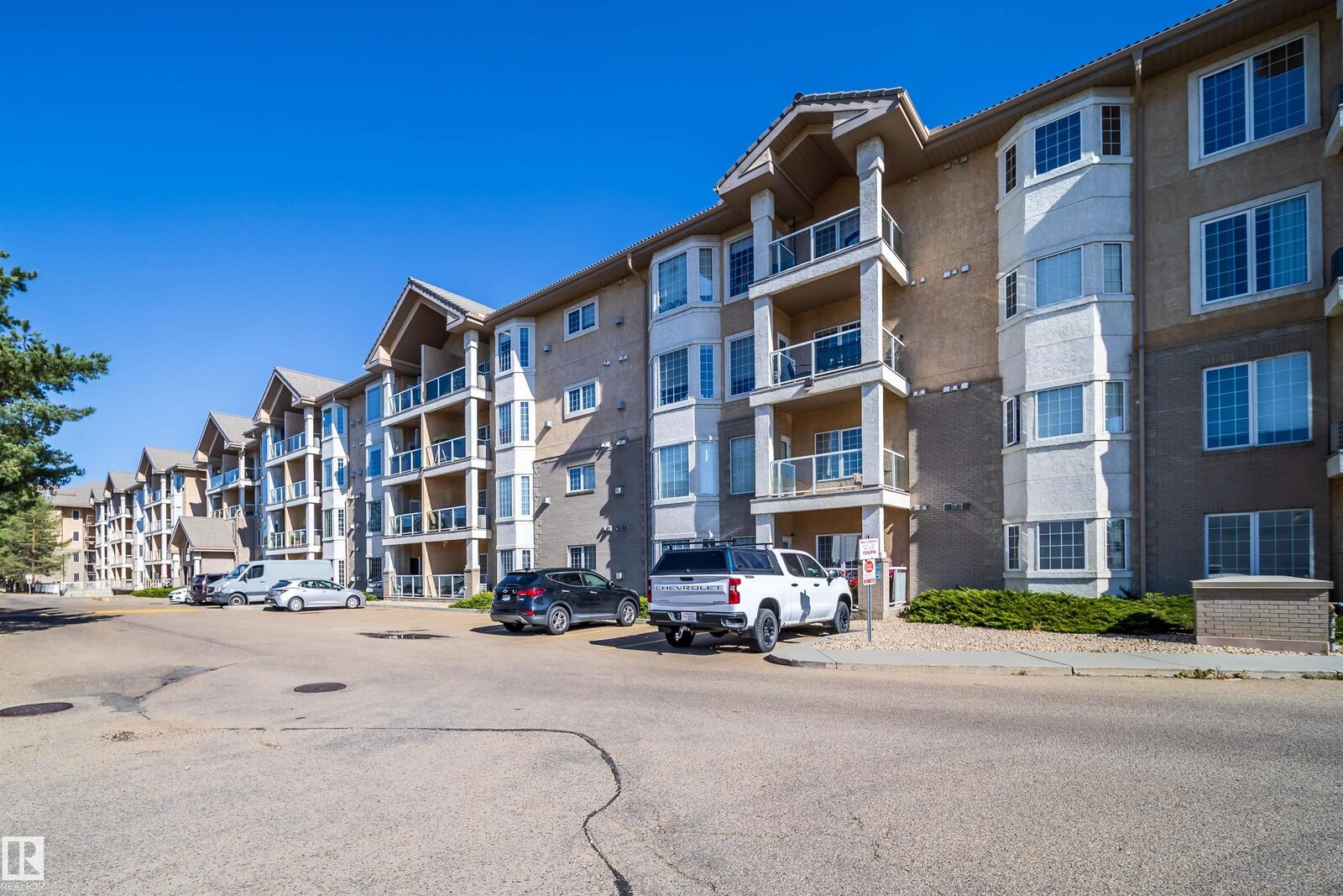 Property Photo:  11260 153 Avenue NW 208  AB T5X 6E7 
