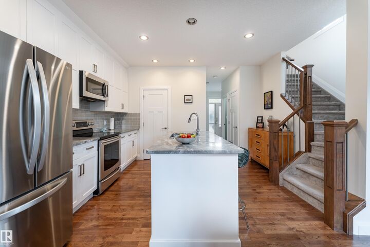 Property Photo:  8340 79 Avenue NW  AB T6C 0R3 