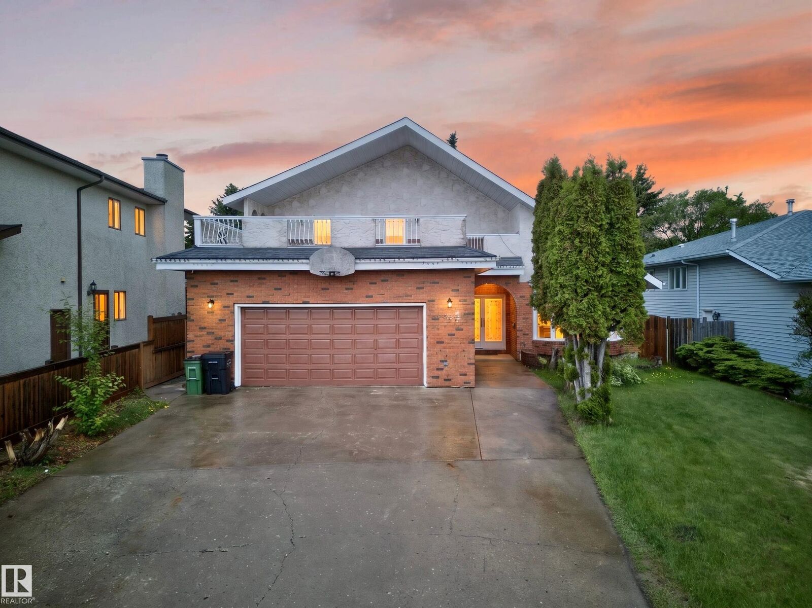 Property Photo:  34 Grand Meadows Cr NW  AB T6L 1A2 