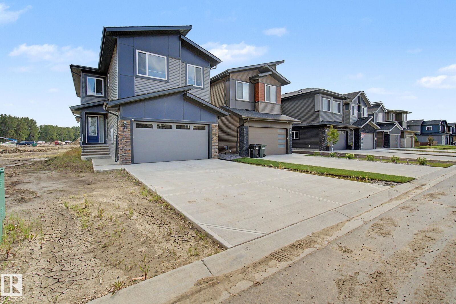 Property Photo:  11 Pierwyck Loop  AB T7X 3H1 