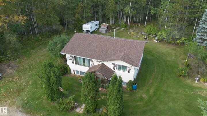 Property Photo:  14060 Township Road 650  AB T0G 0Y0 