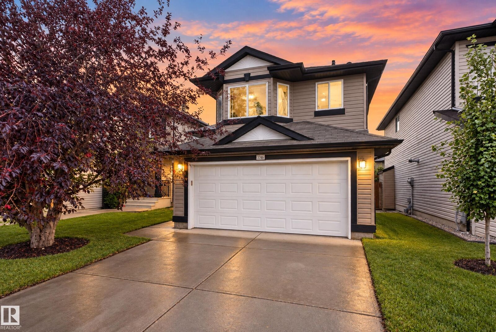 Property Photo:  3746 12 Street NW NW  AB T6T 0E6 