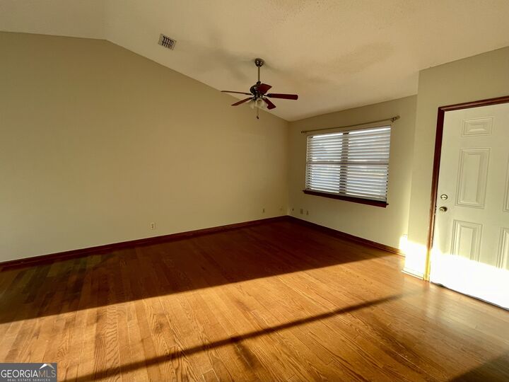 Property Photo:  154 Greenacre Circle N  GA 31548 