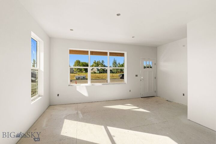 Property Photo: 817 Spaniel Lane MT 59714