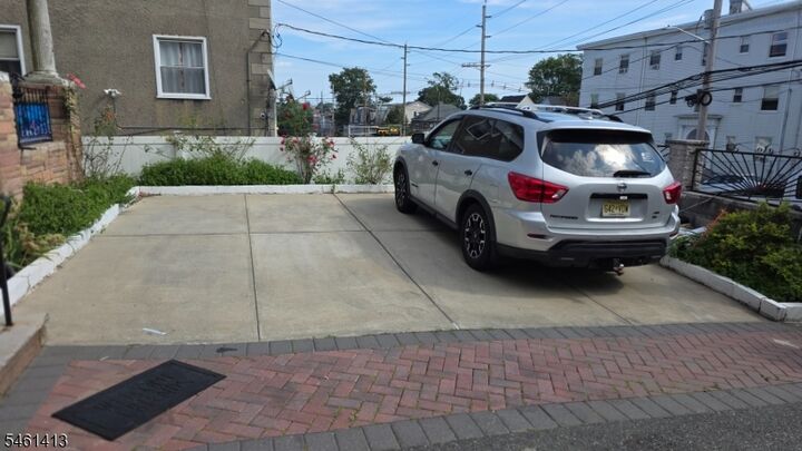 Property Photo: 197 Grafton Ave NJ 07104