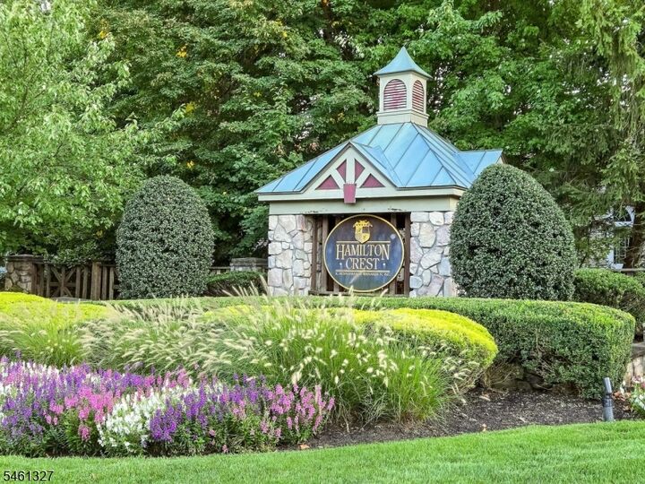 Property Photo:  47 Mayflower Dr  NJ 07920 