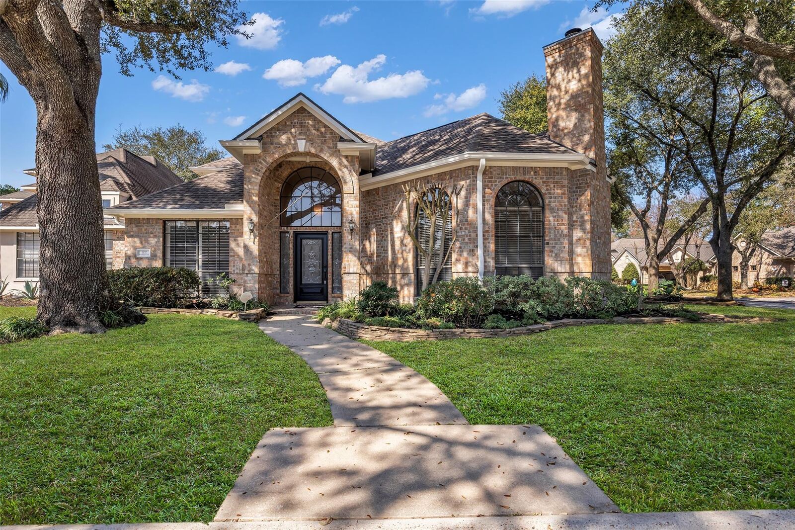 Property Photo: 3102 Mountain Oak Court TX 77068