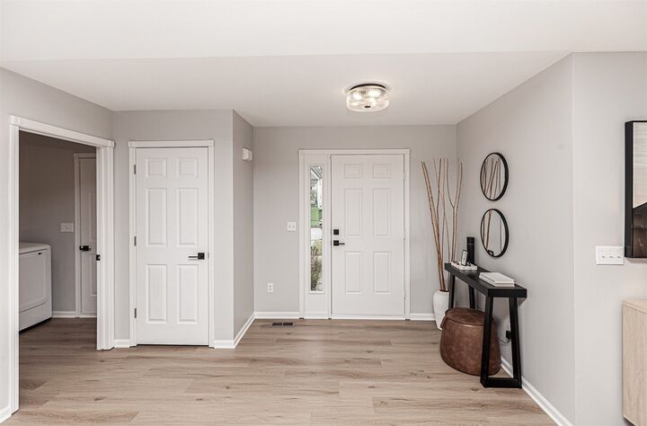 Property Photo: 2022 NW Lakeside Drive IA 50023