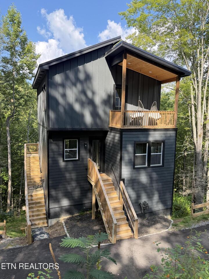 Property Photo: 932 N Highland Drive TN 37738