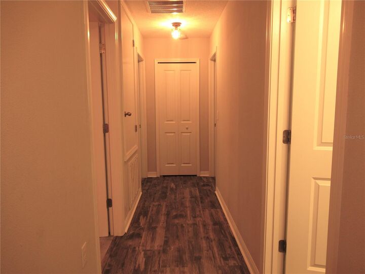 Property Photo:  10120 Rose Petal Place  FL 33578 