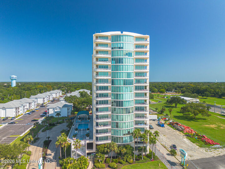 Property Photo:  2060 Beach Boulevard  MS 39531 