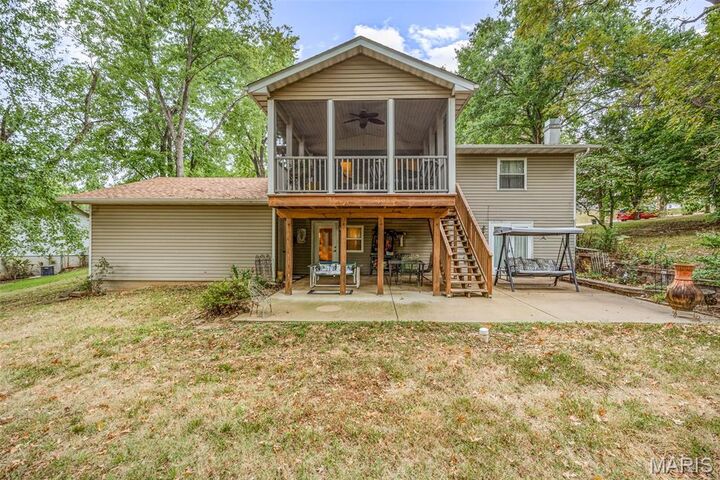 Property Photo: 102 Briarwood Circle MO 63019