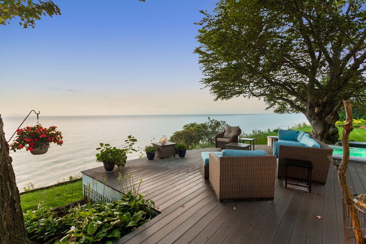 Property Photo: 4335 Lakes Edge Drive MI 49424