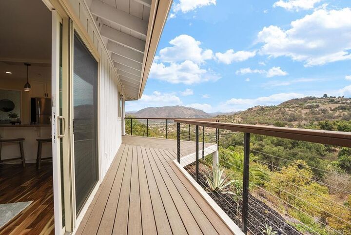 Property Photo:  2645 Daisy Ln  CA 92028 