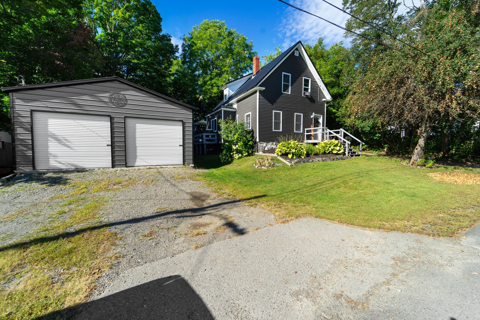 Property Photo:  1 Oak Street  ME 04463 