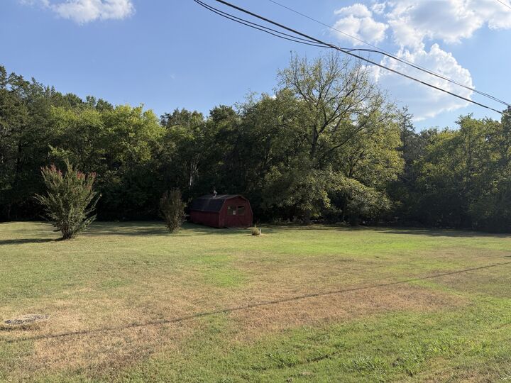 Property Photo:  150 Spring Valley Dr  TN 37122 