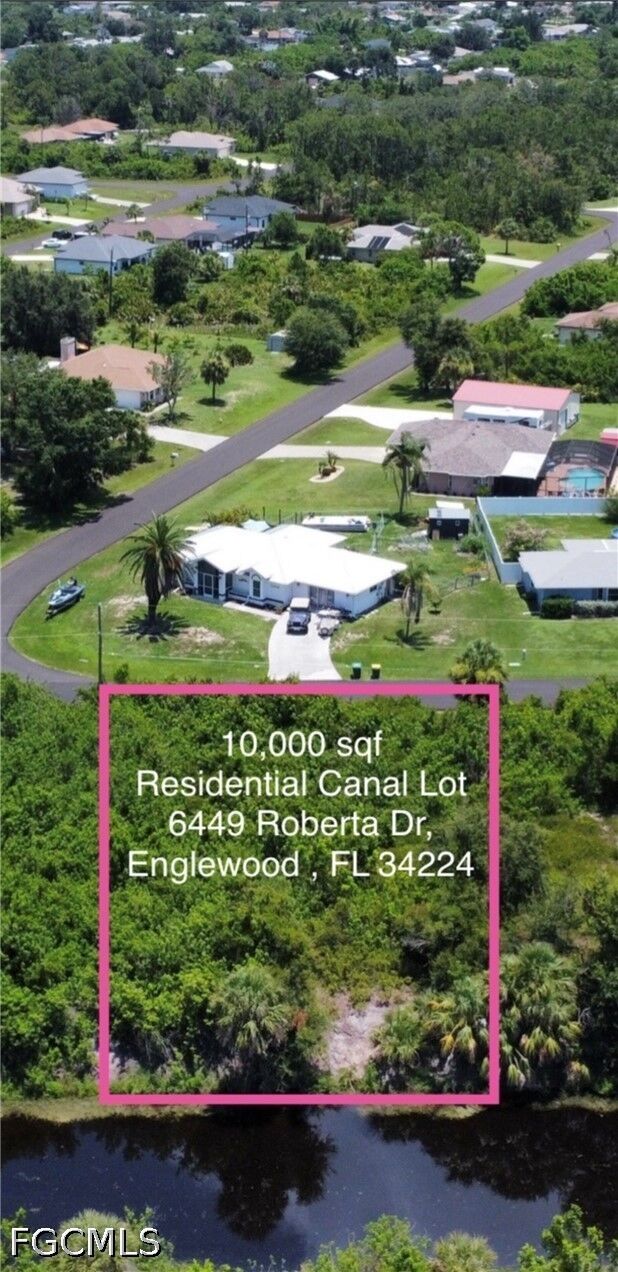 Property Photo: 6449 Roberta Drive FL 34224