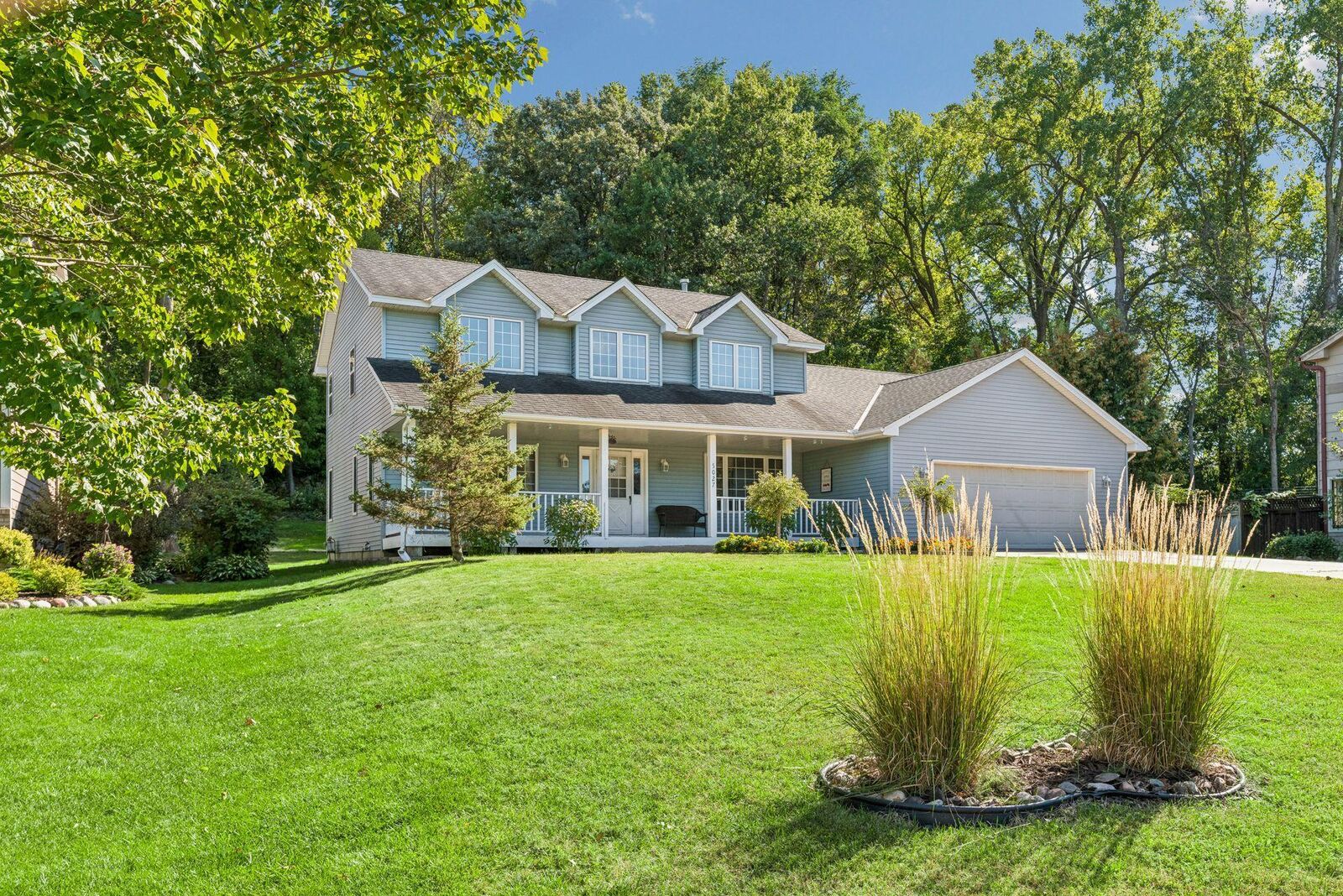 Property Photo:  5027 Forest Glen Court  MN 55378 