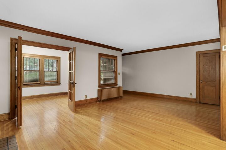 Property Photo:  100 W 40th Street  MN 55409 
