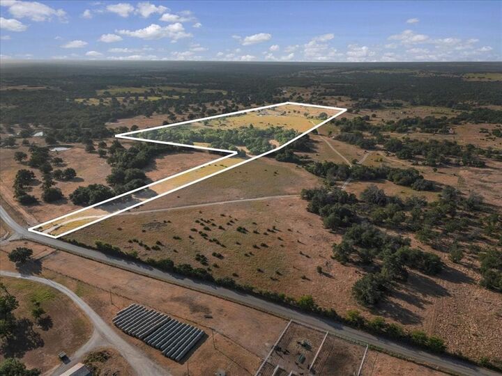 Property Photo: 1101 Hodges Road TX 76487