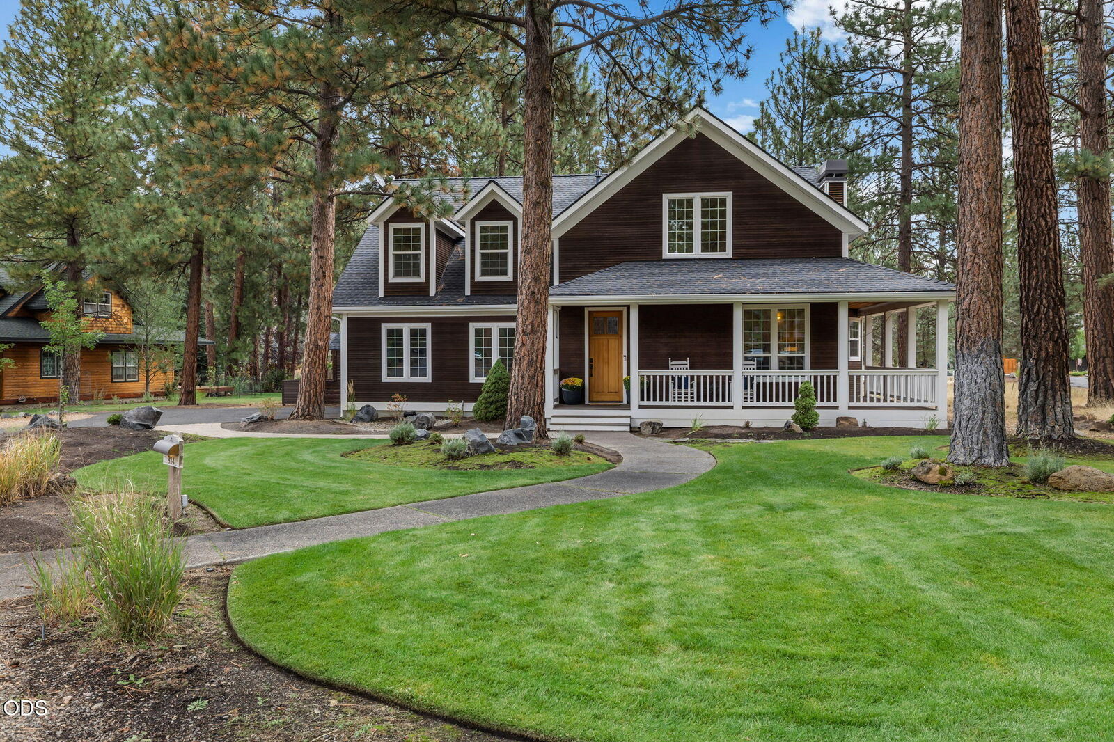 Property Photo: 814 E Coyote Springs Road OR 97759