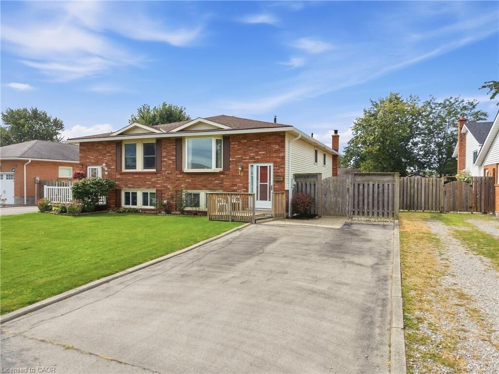 Property Photo: 18 Northridge Drive ON L0R 2A0